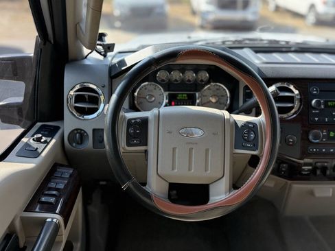 Used 2008 Ford F250 Lariat image 23