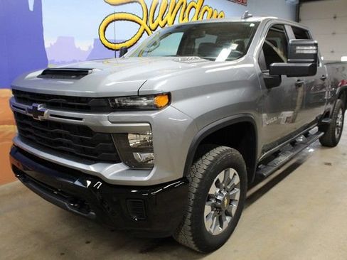 Certified 2025 Chevrolet Silverado 2500 Custom w/ Custom Value Package AWD/4WD image 8