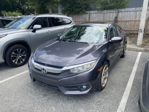 Used 2017 Honda Civic EX-T image 13