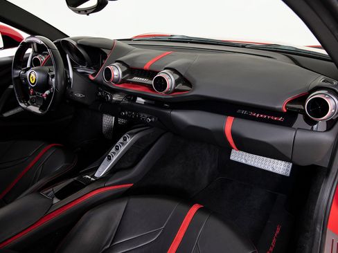 Certified 2018 Ferrari 812 Superfast RWD image 18