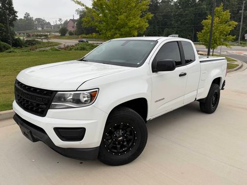 Used 2016 Chevrolet Colorado W/T RWD image 2