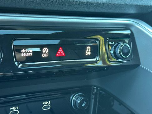 New 2026 Audi Q5 Premium image 20