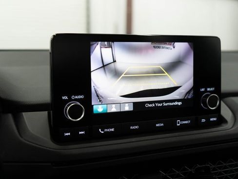 Certified 2024 Honda Accord LX image 4