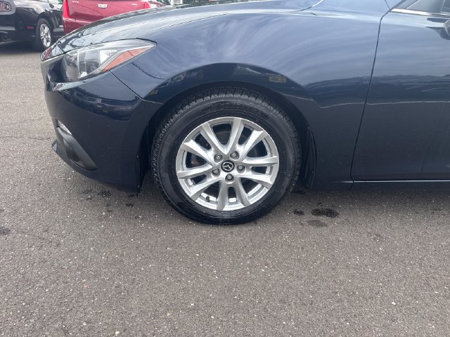 Used 2016 MAZDA MAZDA3 i Touring w/ Popular Equipment Package FWD image 28