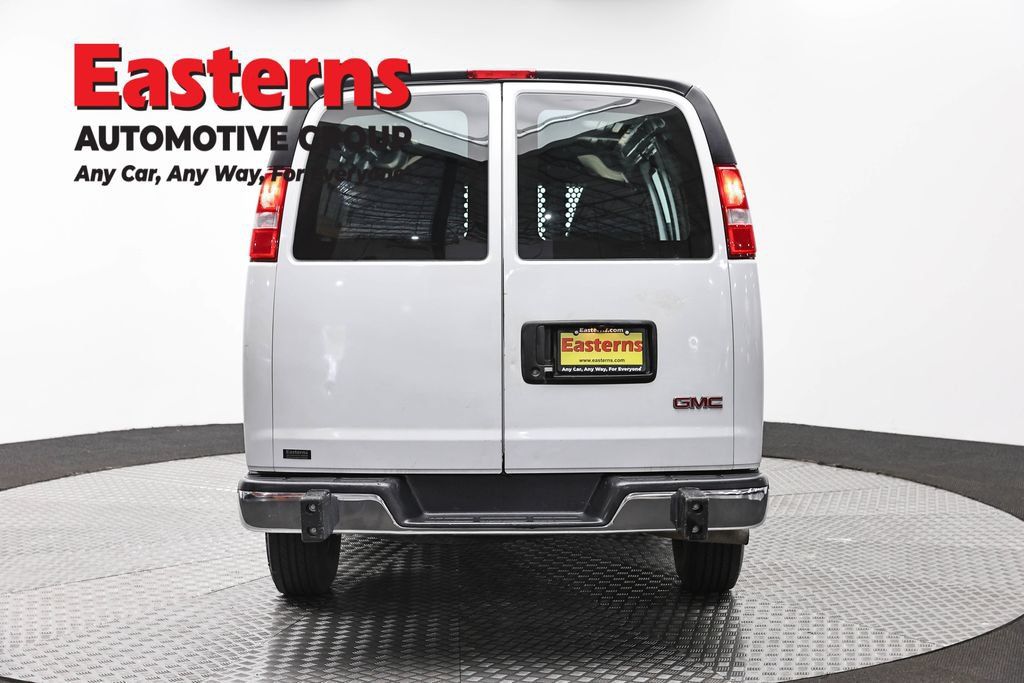 Used 2024 GMC Savana 2500 w/ Driver Convenience Package RWD image 8