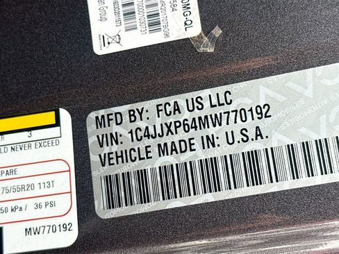 Used 2021 Jeep Wrangler Unlimited Sahara w/ Cold Weather Group AWD/4WD image 35