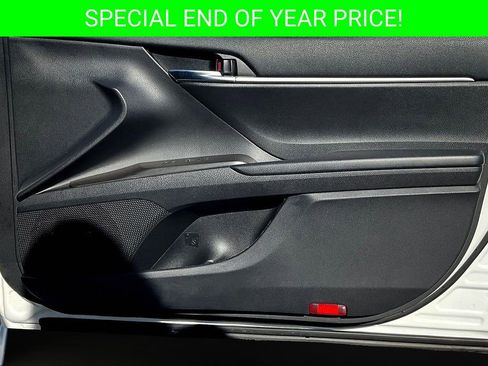 Used 2021 Toyota Camry SE image 25