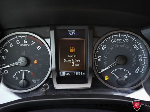 Used 2021 Toyota Tacoma TRD Off-Road w/ Technology Package image 29