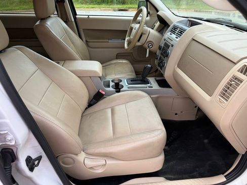 Used 2011 Ford Escape XLT w/ 203A Rapid Spec Order Code FWD image 20