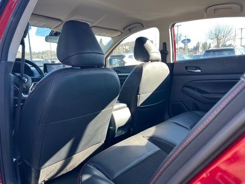 Used 2023 Nissan Altima 2.5 SR image 12