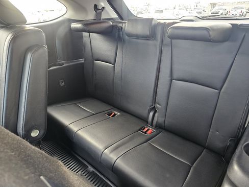 Used 2023 Toyota Highlander Limited image 13