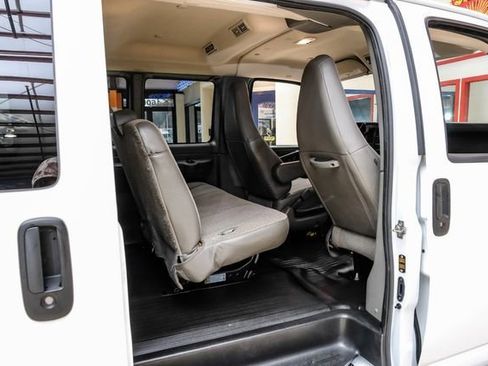 Used 2023 Chevrolet Express 3500 LS image 29