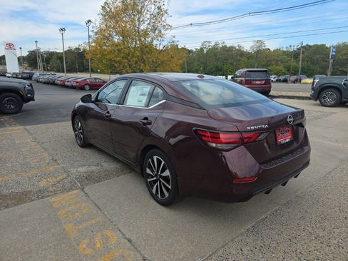 New 2025 Nissan Sentra SV w/ SV Premium Package image 6