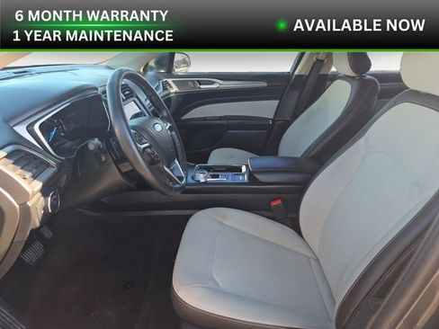 Used 2019 Ford Fusion SE w/ Equipment Group 151A image 9