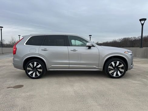 Certified 2024 Volvo XC90 T8 Plus w/ Protection Package Premier image 10
