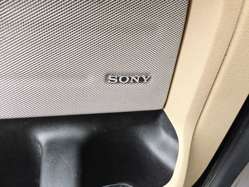 Used 2013 Ford F150 Lariat w/ Mid Equipment Group AWD/4WD image 38