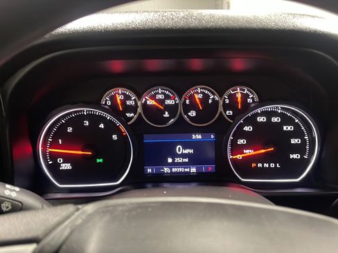 Used 2021 Chevrolet Silverado 2500 LT w/ Z71 Off-Road Package AWD/4WD image 5