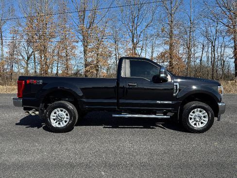 Used 2019 Ford F350 XLT w/ XLT Value Package image 11