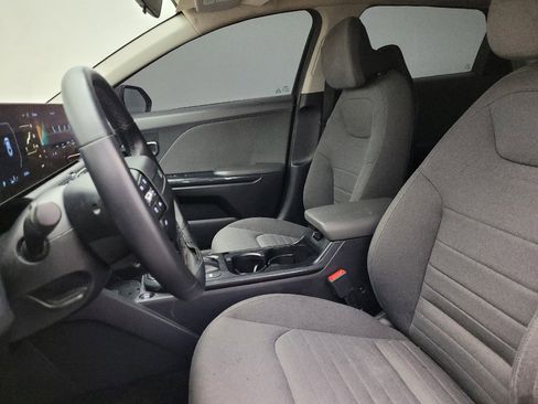 Used 2025 Kia K4 EX FWD image 17
