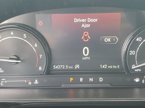 Used 2022 Lincoln Corsair AWD w/ Premium Package image 15