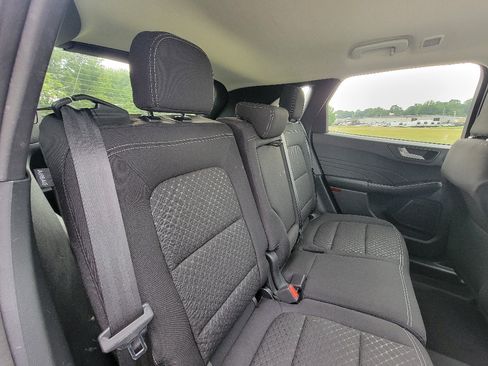 Used 2023 Ford Escape Active w/ Tech Pack #2 AWD/4WD image 30