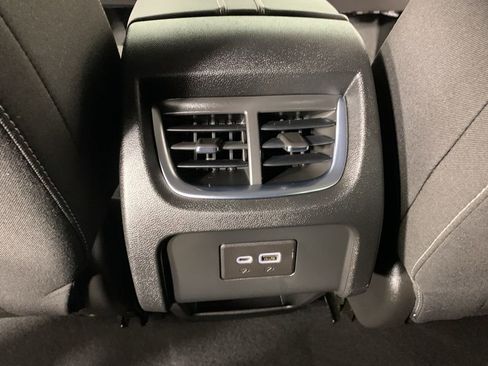 Used 2023 Chevrolet Blazer LT AWD/4WD image 32