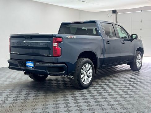 Used 2022 Chevrolet Silverado 1500 Custom image 5