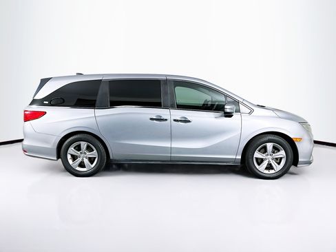 Used 2018 Honda Odyssey EX image 10