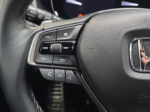 Used 2022 Honda Accord Sport image 16
