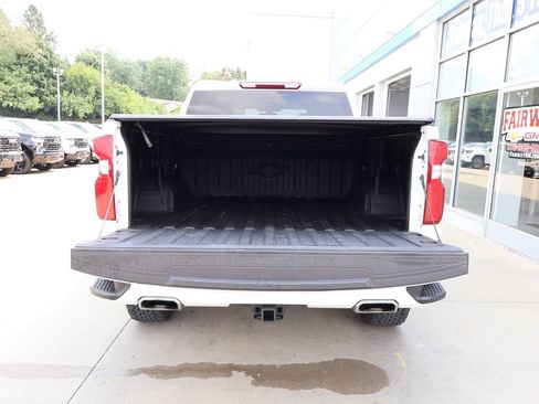 Certified 2022 Chevrolet Silverado 1500 RST AWD/4WD image 33