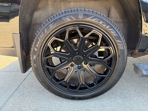 Used 2016 Cadillac Escalade ESV Premium AWD/4WD image 61