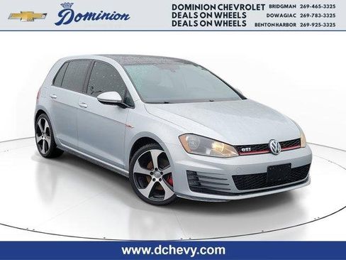 Used 2015 Volkswagen GTI SE image 1