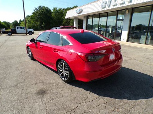 Used 2022 Honda Civic Touring image 5