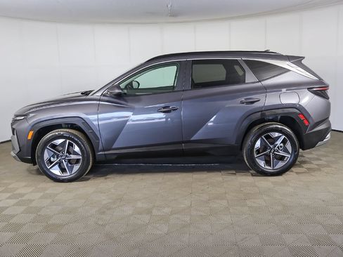 Certified 2025 Hyundai Tucson SEL AWD/4WD image 14