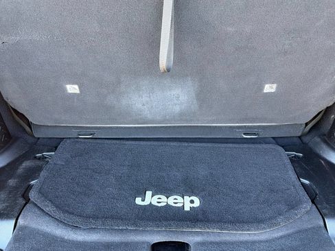 Used 2013 Jeep Wrangler Sport AWD/4WD image 16