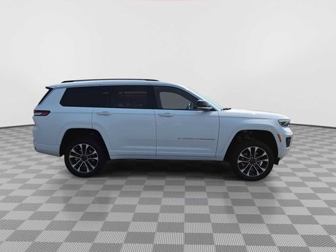 Used 2023 Jeep Grand Cherokee L Overland w/ Rear Seat Video Group I AWD/4WD image 9