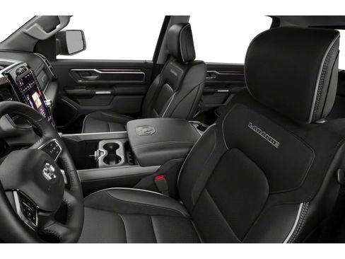 Used 2021 RAM 1500 Laramie AWD/4WD image 9