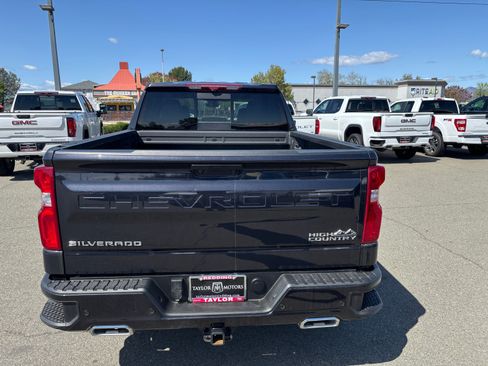 Used 2024 Chevrolet Silverado 1500 High Country w/ Technology Package image 6