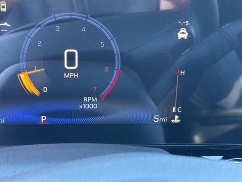 New 2026 Chevrolet Trax RS w/ Sunroof Package image 16