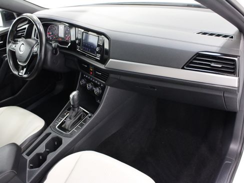 Used 2020 Volkswagen Jetta R-Line w/ R-Line Cold Weather Package FWD image 37
