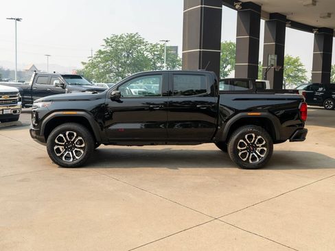 New 2026 GMC Canyon AT4 w/ Technology Plus Package AWD/4WD image 4