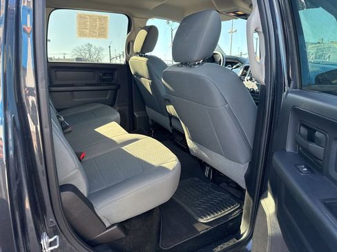 Used 2016 RAM 2500 Tradesman w/ Popular Equipment Group image 32