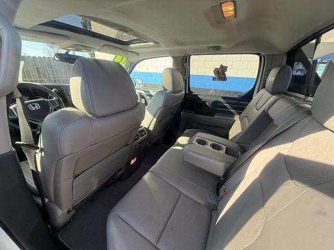 Used 2014 Honda Ridgeline RTL image 15