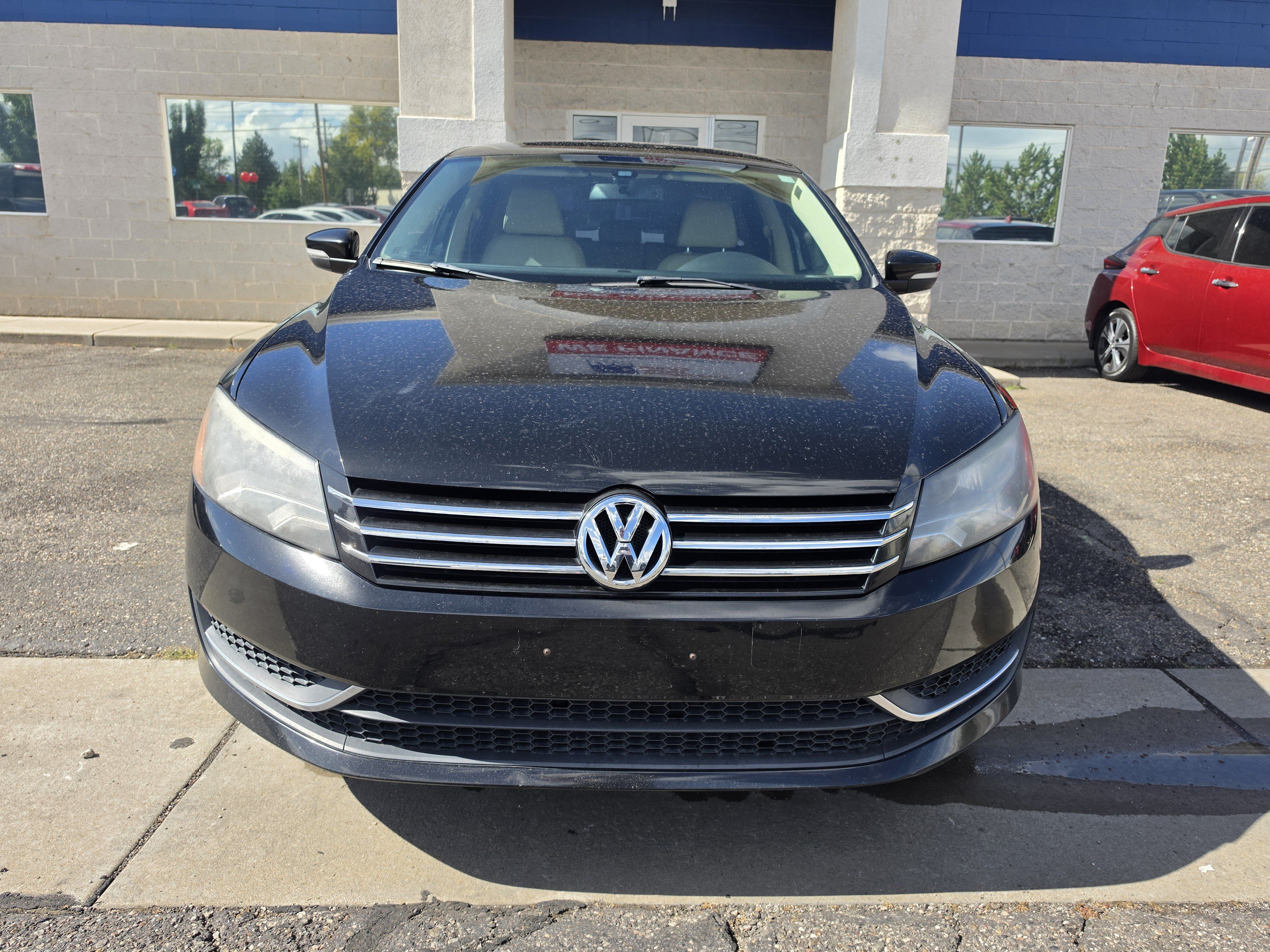 Used 2014 Volkswagen Passat 1.8T Wolfsburg Edition FWD image 2