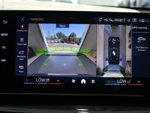 New 2026 BMW X1 xDrive28i w/ Technology Package AWD/4WD image 16