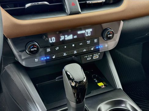 New 2026 Subaru Outback Touring XT AWD/4WD image 18