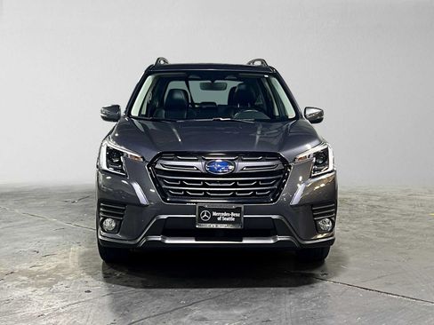 Used 2023 Subaru Forester Limited AWD/4WD image 8