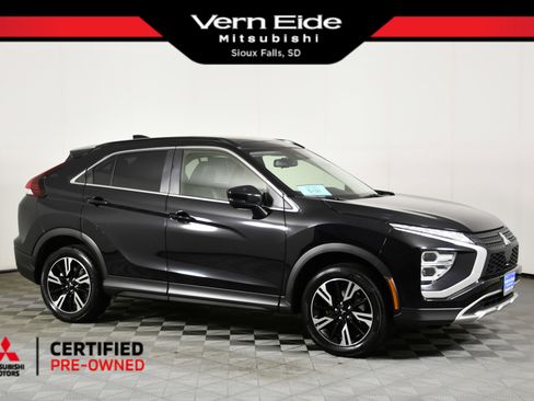 Used 2023 Mitsubishi Eclipse Cross SE image 1