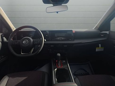 New 2026 Nissan Kicks SR FWD image 11
