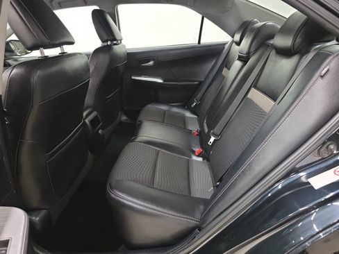 Used 2012 Toyota Camry SE FWD image 9